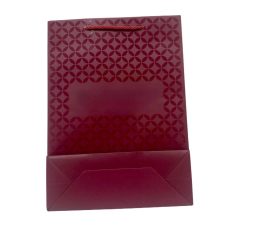 QYC Print custom paper bags, luxury shopping bags, retail paper bags, kraft paper bags.