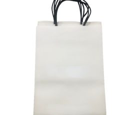 QYC Print custom paper bags, luxury shopping bags, retail paper bags, kraft paper bags.
